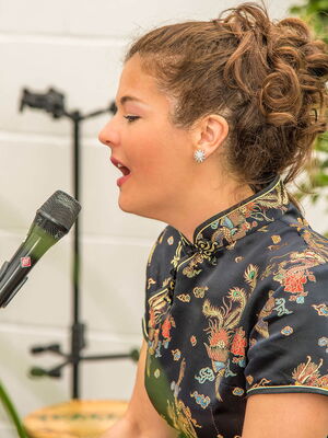 Foto von Sängerin Jasmin Dazert